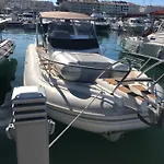 C'est La Vie! L' Escala