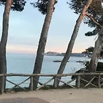 C'est La Vie! 住宿加早餐酒店