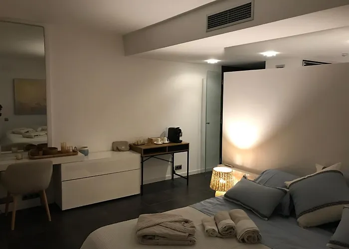 C'est La Vie! Oda ve Kahvaltı L' Escala