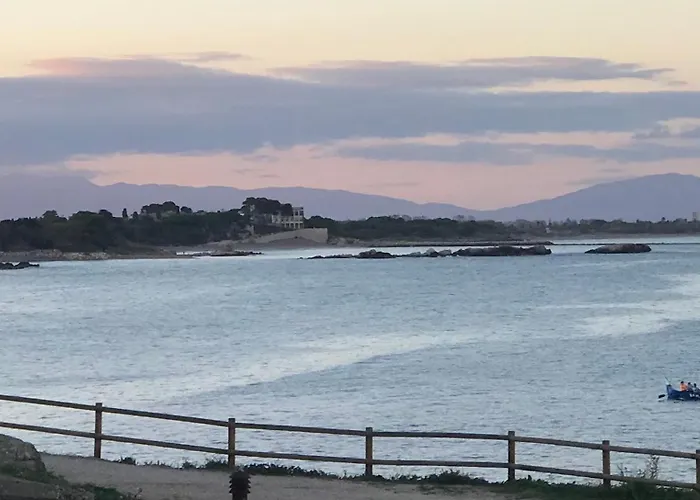 C'est La Vie! Oda ve Kahvaltı L' Escala