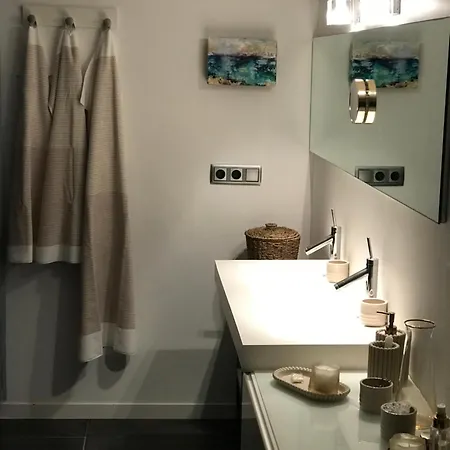 C'est La Vie! Bed & Breakfast L' Escala