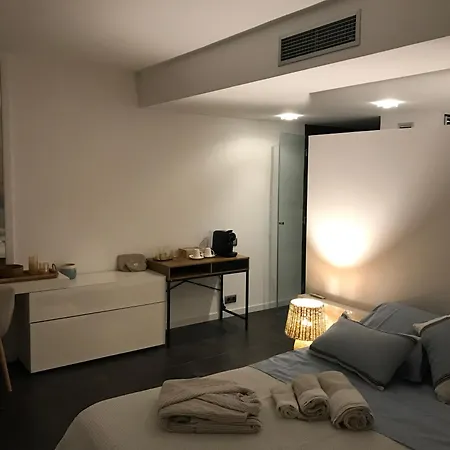 C'est La Vie! ベッド・アンド・ブレックファスト L' Escala